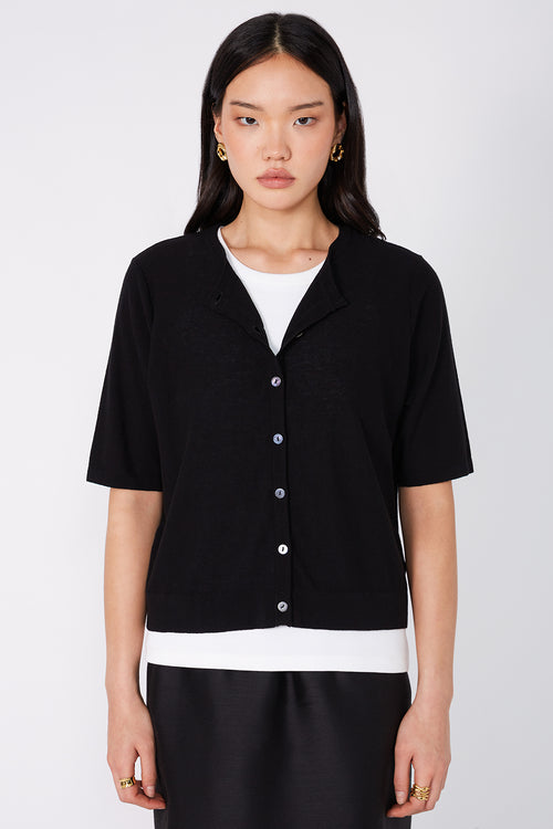 crisp short sleeve cardi / black