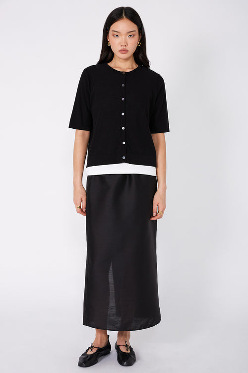 crisp short sleeve cardi / black