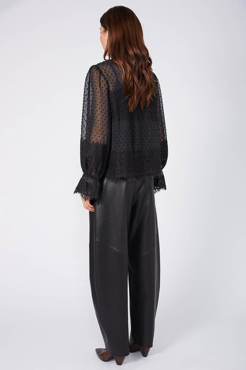 embellished top / black