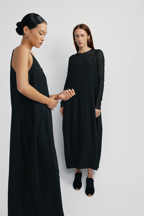 ember dress / black crepe