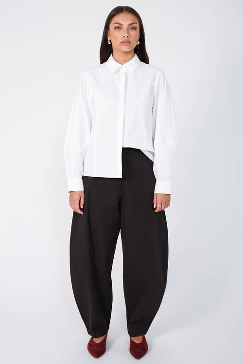 encased pant / black