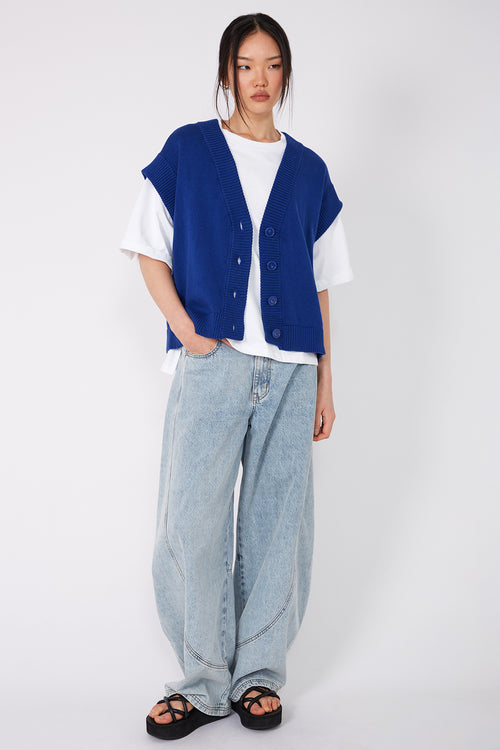 expect cropped button vest / Biro blue