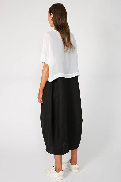 followed crop / white