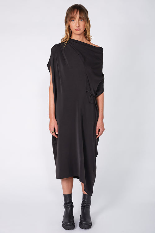 funnelled cape dress / black