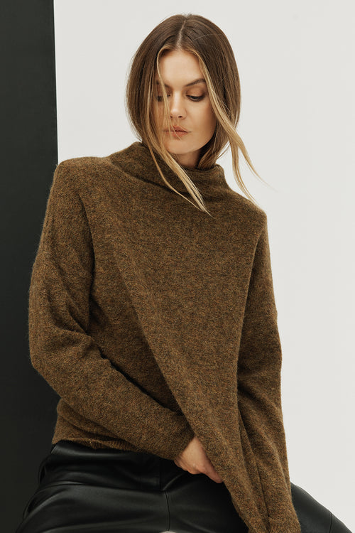 funnel sweater / toffee marle