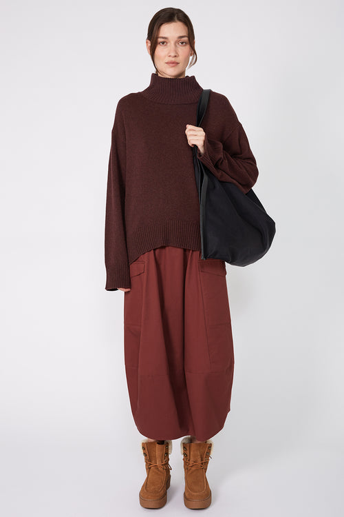 global skirt / dark sangria