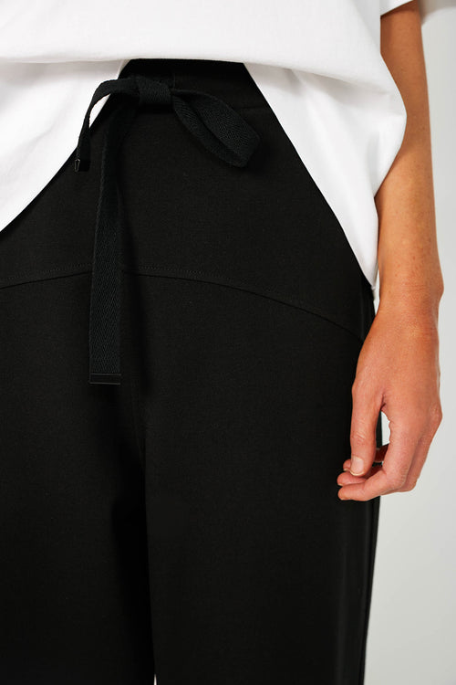 furthering ponti track pant / black ponti