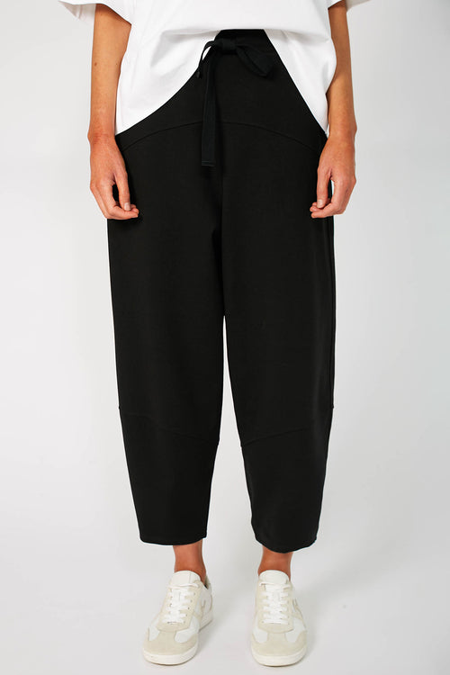 furthering ponti track pant / black ponti