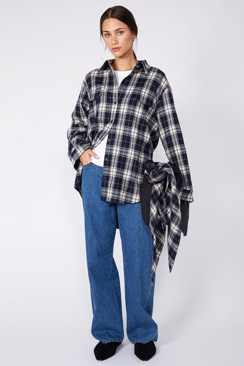 latching shirt / navy | ecru plaid