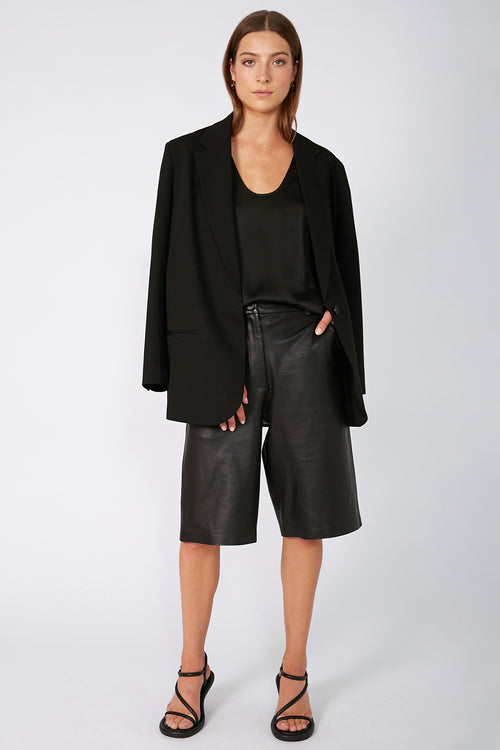 luxe furtive short / black