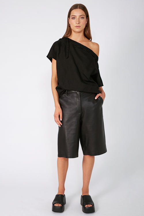 luxe furtive short / black