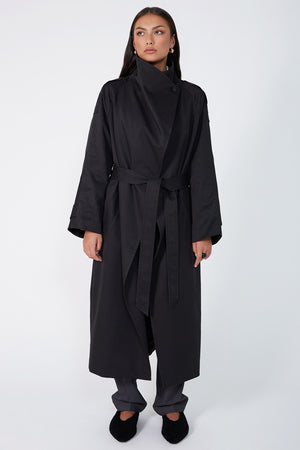 assign trench coat / black