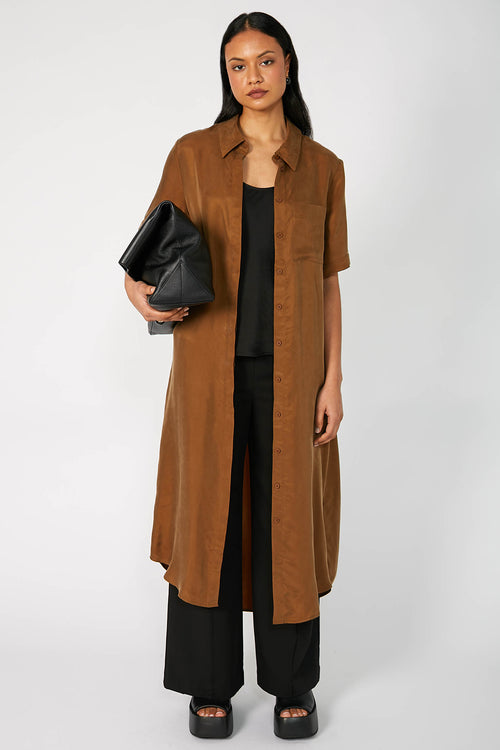 line short sleeve shirt dress / caramel brown
