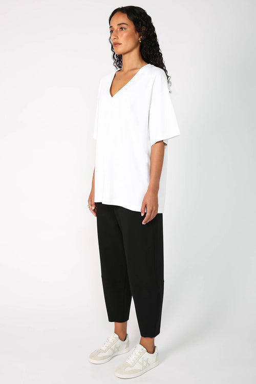 runner tee / white