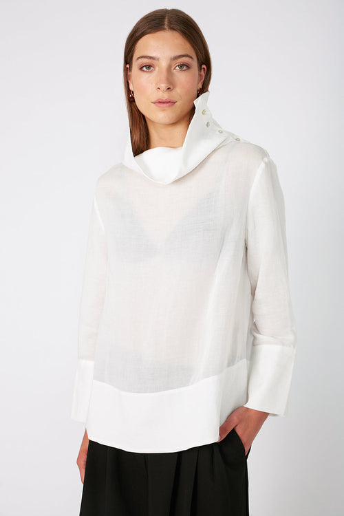 sail top / white