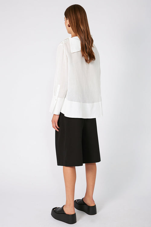 sail top / white