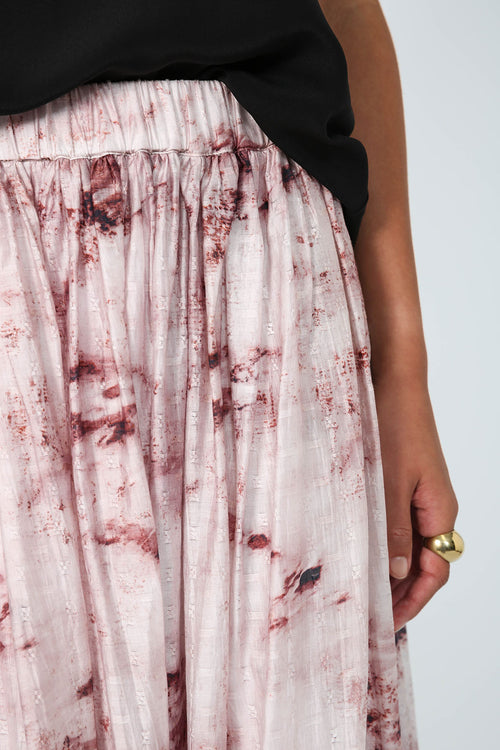 cohesive skirt / marble garnet red
