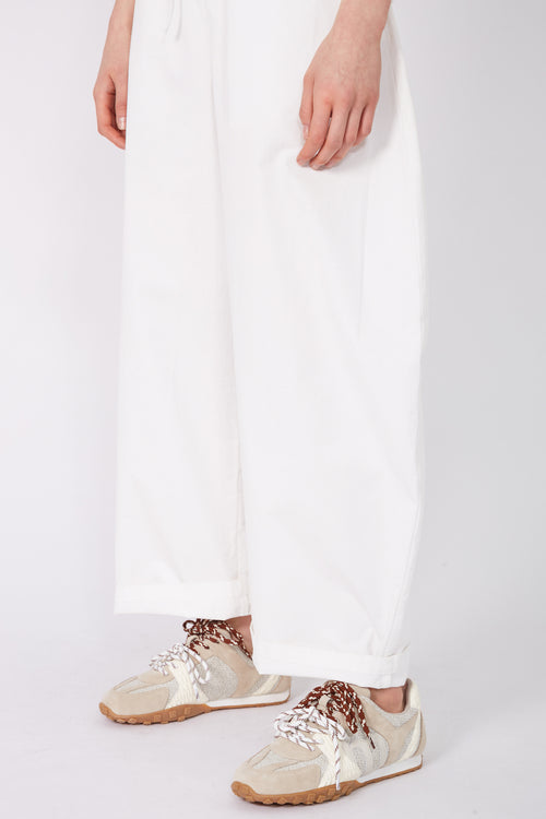 motion kick / ivory