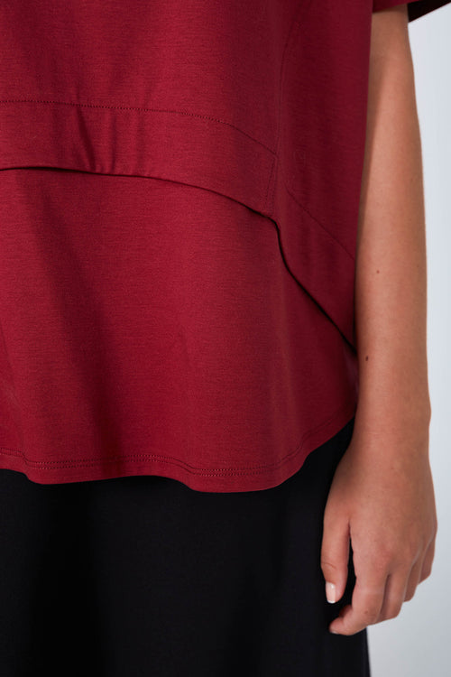 overturn tee / burgundy