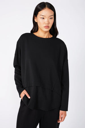 overturn top / black