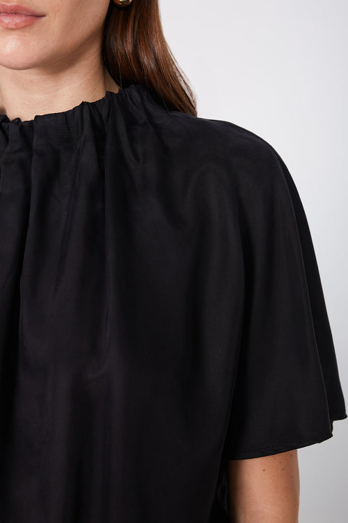 overview short sleeve top / black