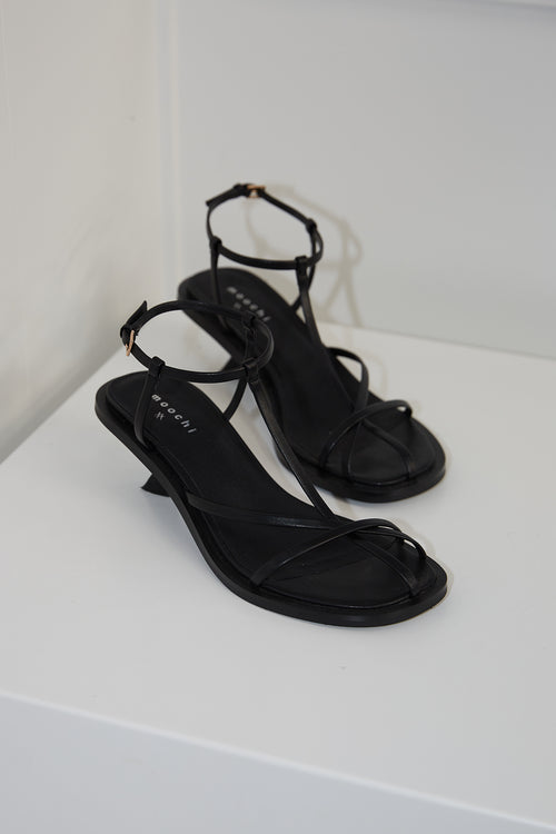 pivot fine heel / black