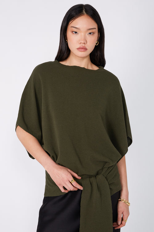 prompt tie sweater / olive green