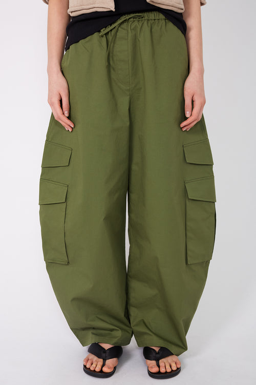 recede cargo pant / utility green