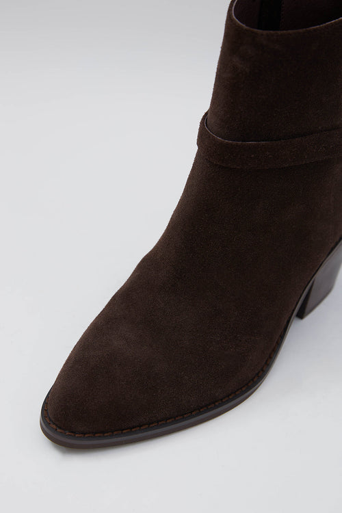 refine boot / dark chocolate