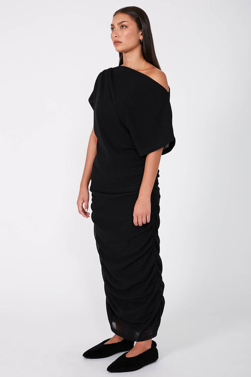 retaliate top / black