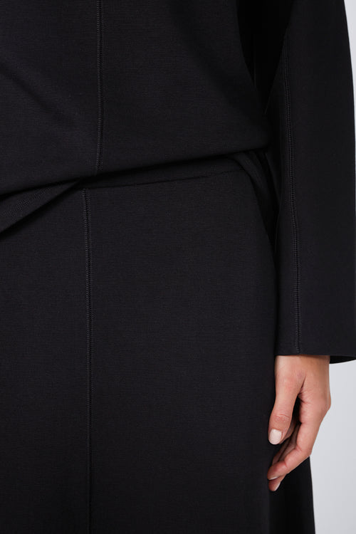 retreat skirt / black