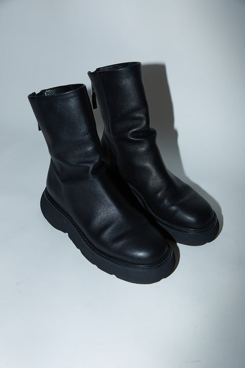grid boot / black