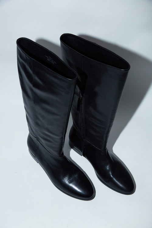 pointer boot / black