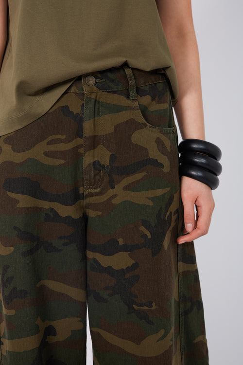 summit jean / khaki camo denim