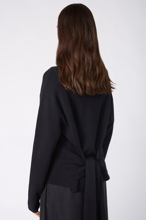 tie sweater / black