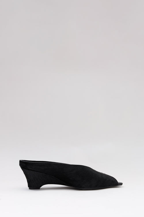 veil wedge / black